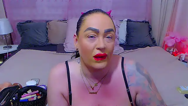 BustyVicky online show from October 17, 2025, 9:27 pm