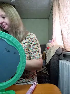 BustyBlond online show from April 4, 2026, 4:19 am