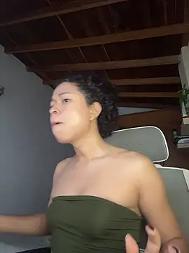 GabriSaenz online show from March 27, 2026, 1:12 pm