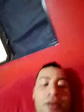 Snapshot of EISONREINA11 chatting on February 16, 2026, 5:22 pm EISONREINA11 online show from February 16, 2026, 5:22 pm