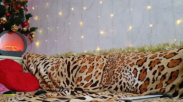 Snapshot of Simabigsmile chatting on December 2, 2025, 8:05 am Simabigsmile online show from December 2, 2025, 8:05 am