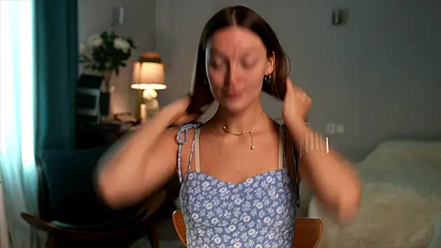 Snapshot of Special___ chatting on March 19, 2025, 2:35 pm Special online show from March 19, 2025, 2:35 pm