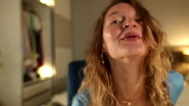 Snapshot of Special___ chatting on September 28, 2025, 4:08 am Special online show from September 28, 2025, 4:08 am