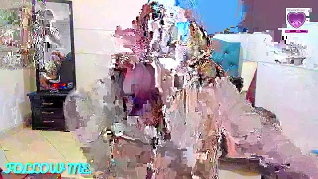 Snapshot of vaalery_sweet chatting on June 4, 2026, 10:14 pm vaalery sweet online show from June 4, 2026, 10:14 pm
