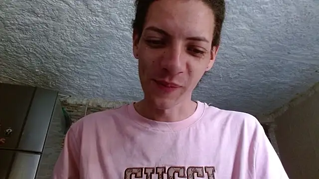 Snapshot of omar_alurba chatting on February 17, 2026, 6:27 pm omar alurba online show from February 17, 2026, 6:27 pm