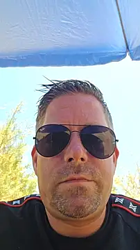 Trucker Hunter online show from April 11, 2026, 11:14 am