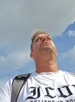 Trucker Hunter online show from October 15, 2025, 10:01 am