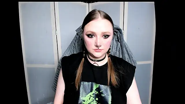 YourDyingBride online show from July 21, 2026, 4:03 am