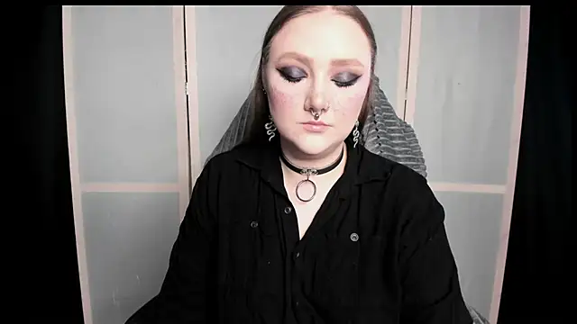 Snapshot of YourDyingBride chatting on June 6, 2026, 10:37 pm YourDyingBride online show from June 6, 2026, 10:37 pm