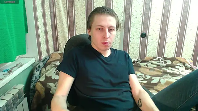 darienlarge online show from October 22, 2025, 3:55 pm