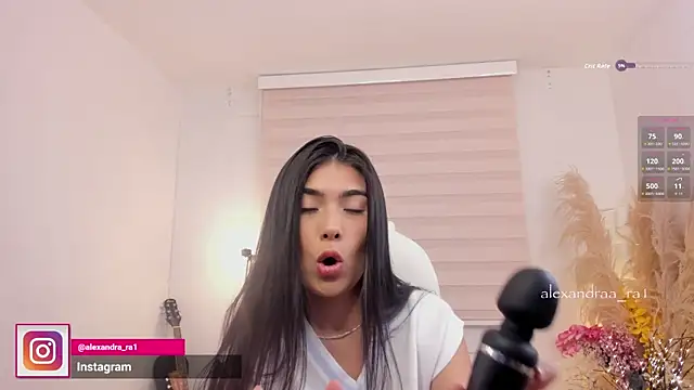 Alexandra ra online show from November 12, 2025, 1:43 am