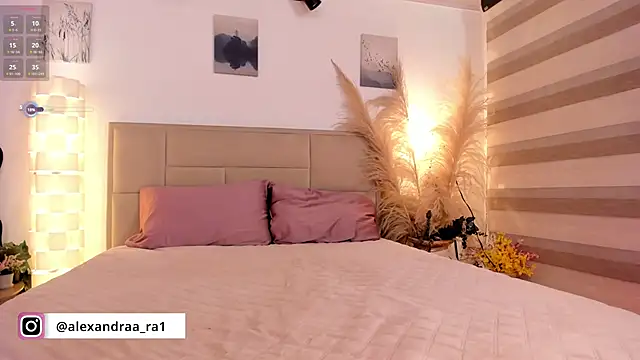 Snapshot of Alexandra_ra chatting on February 19, 2025, 2:23 am Alexandra ra online show from February 19, 2025, 2:23 am