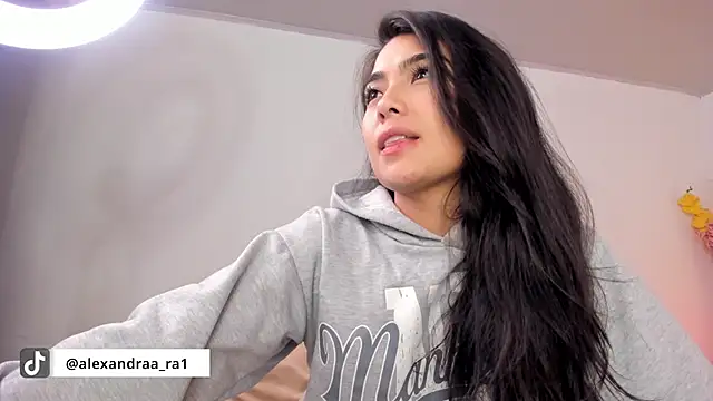 Snapshot of Alexandra_ra chatting on February 27, 2025, 6:46 am Alexandra ra online show from February 27, 2025, 6:46 am
