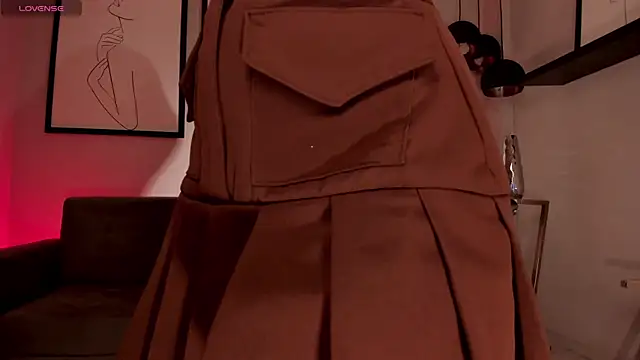 Snapshot of ErikaBenz_ chatting on March 13, 2025, 12:35 pm ErikaBenz online show from March 13, 2025, 12:35 pm