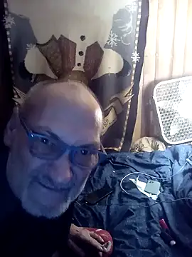 jas319593 online show from February 28, 2025, 10:52 am