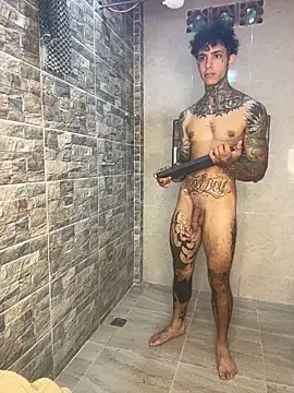 Snapshot of Aron_ford chatting on November 29, 2025, 9:37 pm Aron ford online show from November 29, 2025, 9:37 pm