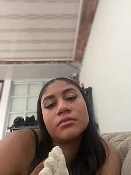 Snapshot of SSCARLETH_ chatting on February 13, 2026, 11:32 am SSCARLETH online show from February 13, 2026, 11:32 am