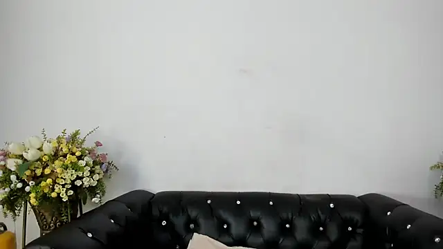 Snapshot of SSCARLETH_ chatting on April 21, 2026, 12:34 pm SSCARLETH online show from April 21, 2026, 12:34 pm