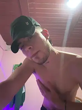 Snapshot of juandaa4558 chatting on December 18, 2025, 5:56 am juandaa4558 online show from December 18, 2025, 5:56 am