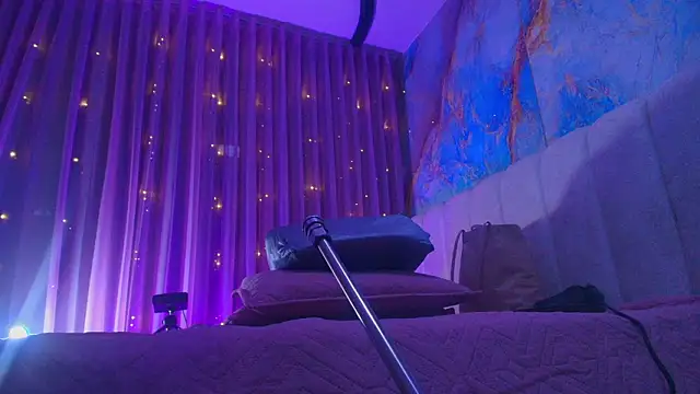 Snapshot of britanyy_ chatting on February 27, 2026, 3:07 am britanyy online show from February 27, 2026, 3:07 am