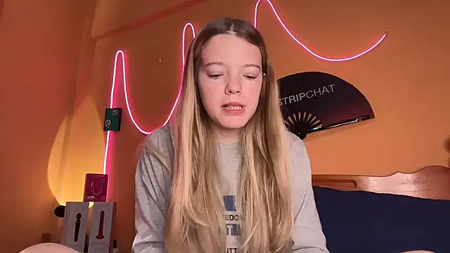 -veranito- online show from November 22, 2025, 9:02 pm