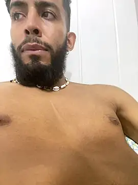 Alessandro  Rossi online show from October 23, 2025, 6:28 pm