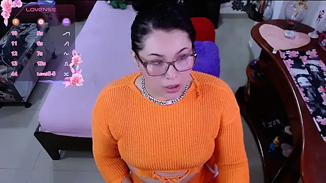 lufek23 online show from March 2, 2025, 10:23 pm