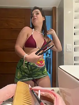 Snapshot of TheCinderella chatting on February 22, 2026, 2:14 am TheCinderella online show from February 22, 2026, 2:14 am