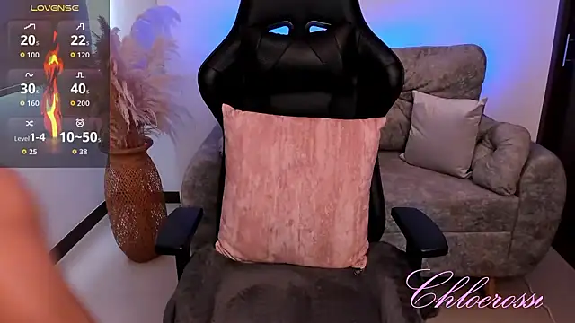 chloerossi online show from January 10, 2026, 4:02 pm