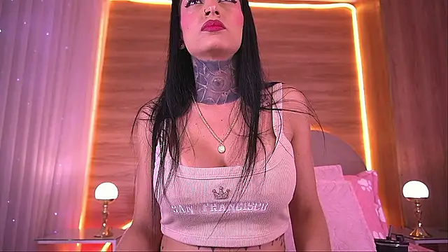 danna berlin  online show from February 19, 2026, 7:22 pm