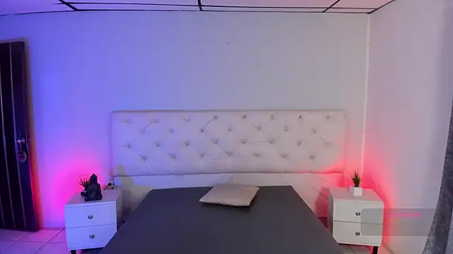 Aron cruz online show from November 15, 2025, 1:26 pm