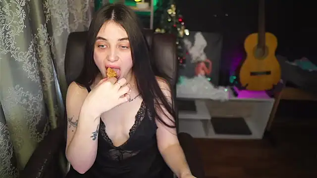 delicatedBailey online show from February 27, 2025, 5:51 am