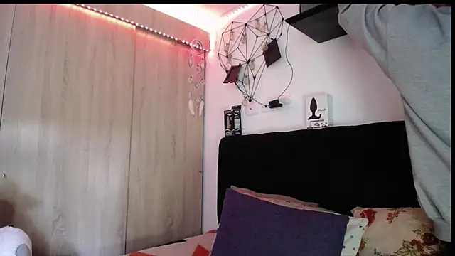 Snapshot of Santiago_kiler chatting on February 21, 2026, 1:24 pm Santiago kiler online show from February 21, 2026, 1:24 pm