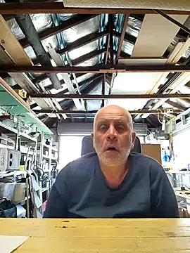 guywifi online show from September 20, 2025, 3:22 am