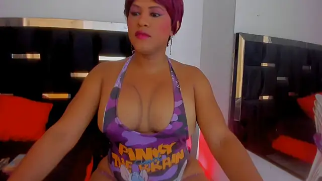 Snapshot of Dollperverthot chatting on July 9, 2026, 12:04 pm Dollperverthot online show from July 9, 2026, 12:04 pm