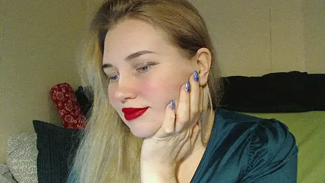 Snapshot of mmmPinUpGirl chatting on January 17, 2026, 6:00 pm mmmPinUpGirl online show from January 17, 2026, 6:00 pm