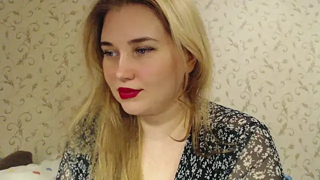 mmmPinUpGirl online show from February 26, 2025, 8:36 pm