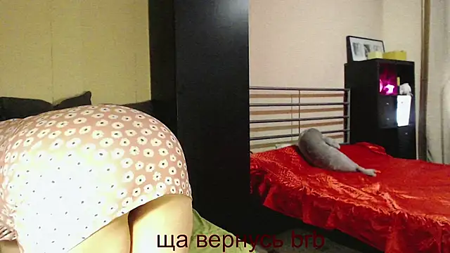 mmmPinUpGirl online show from November 12, 2025, 5:39 pm