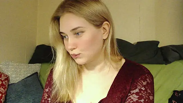 mmmPinUpGirl online show from October 1, 2025, 5:28 pm