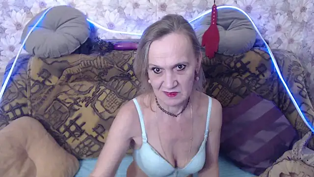 Snapshot of MissBekker chatting on December 19, 2025, 5:59 pm MissBekker online show from December 19, 2025, 5:59 pm