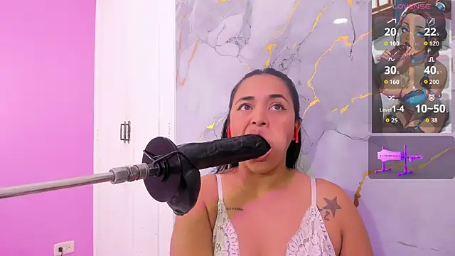 Snapshot of susan__bigass chatting on April 21, 2026, 11:39 am susan bigass online show from April 21, 2026, 11:39 am