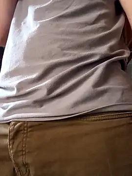 Snapshot of rodovlaz chatting on October 21, 2025, 5:01 pm rodovlaz online show from October 21, 2025, 5:01 pm