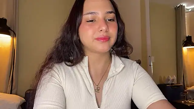 Snapshot of xSelena chatting on March 2, 2026, 6:37 pm xSelena online show from March 2, 2026, 6:37 pm