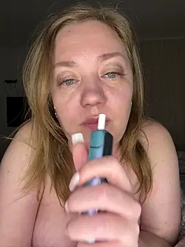 BBWOOW online show from March 5, 2025, 6:12 pm