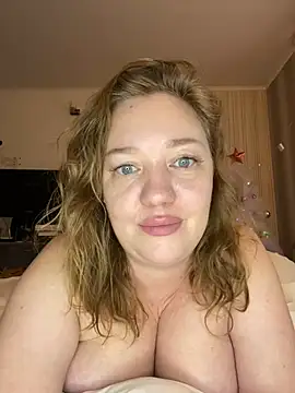 BBWOOW online show from January 4, 2025, 4:44 am