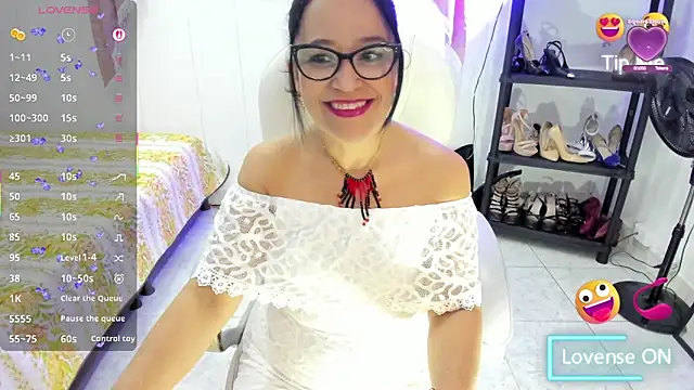 Snapshot of Chanel_Doll_ chatting on October 30, 2025, 10:02 am Chanel Doll online show from October 30, 2025, 10:02 am