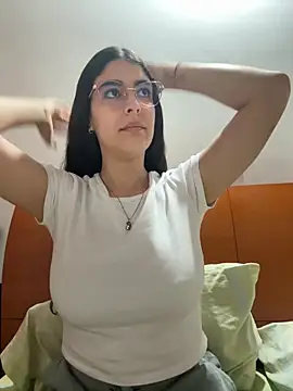  Niah  online show from February 22, 2026, 1:41 am