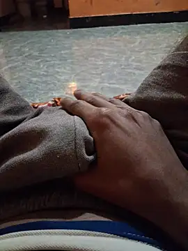 IndianBig Dick online show from December 3, 2025, 7:41 am