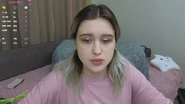 Snapshot of dusyastar chatting on February 3, 2025, 8:24 am dusyastar online show from February 3, 2025, 8:24 am