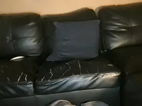 carolineford online show from March 11, 2025, 2:10 am